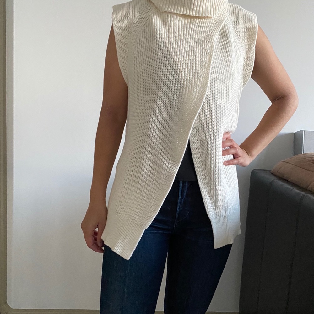Banana Republic Knit sweater